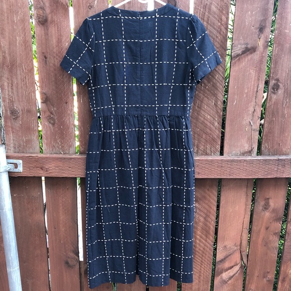 Navy and ivory windowpane grid print midi knee length dress - Picture 2 of 12